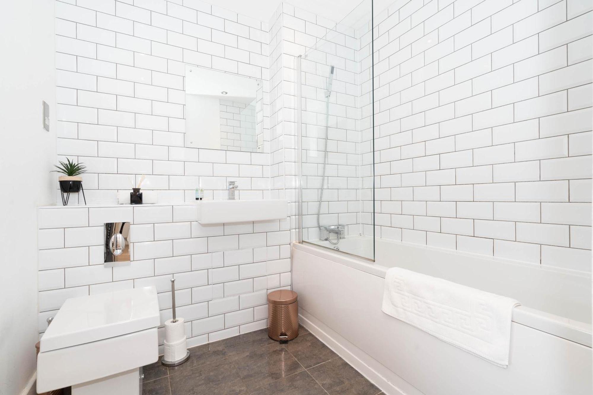 Apartment Luxury - Centre - Netflix & Wifi - 411h Birmingham