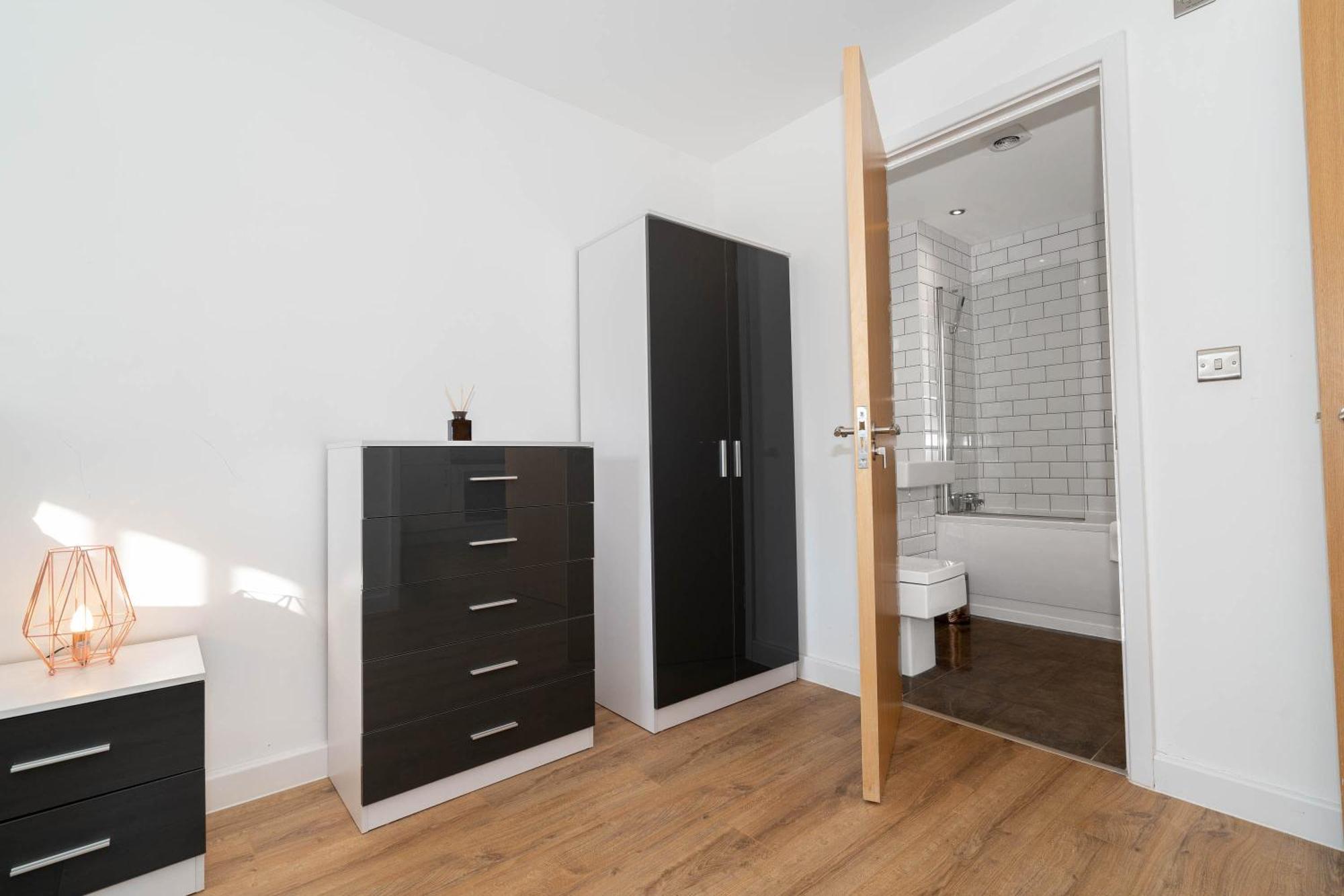 Luxury - Centre - Netflix & Wifi - 411h * Birmingham