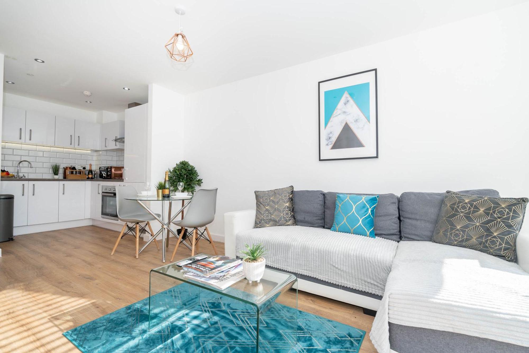 Luxury - Centre - Netflix & Wifi - 411h Birmingham