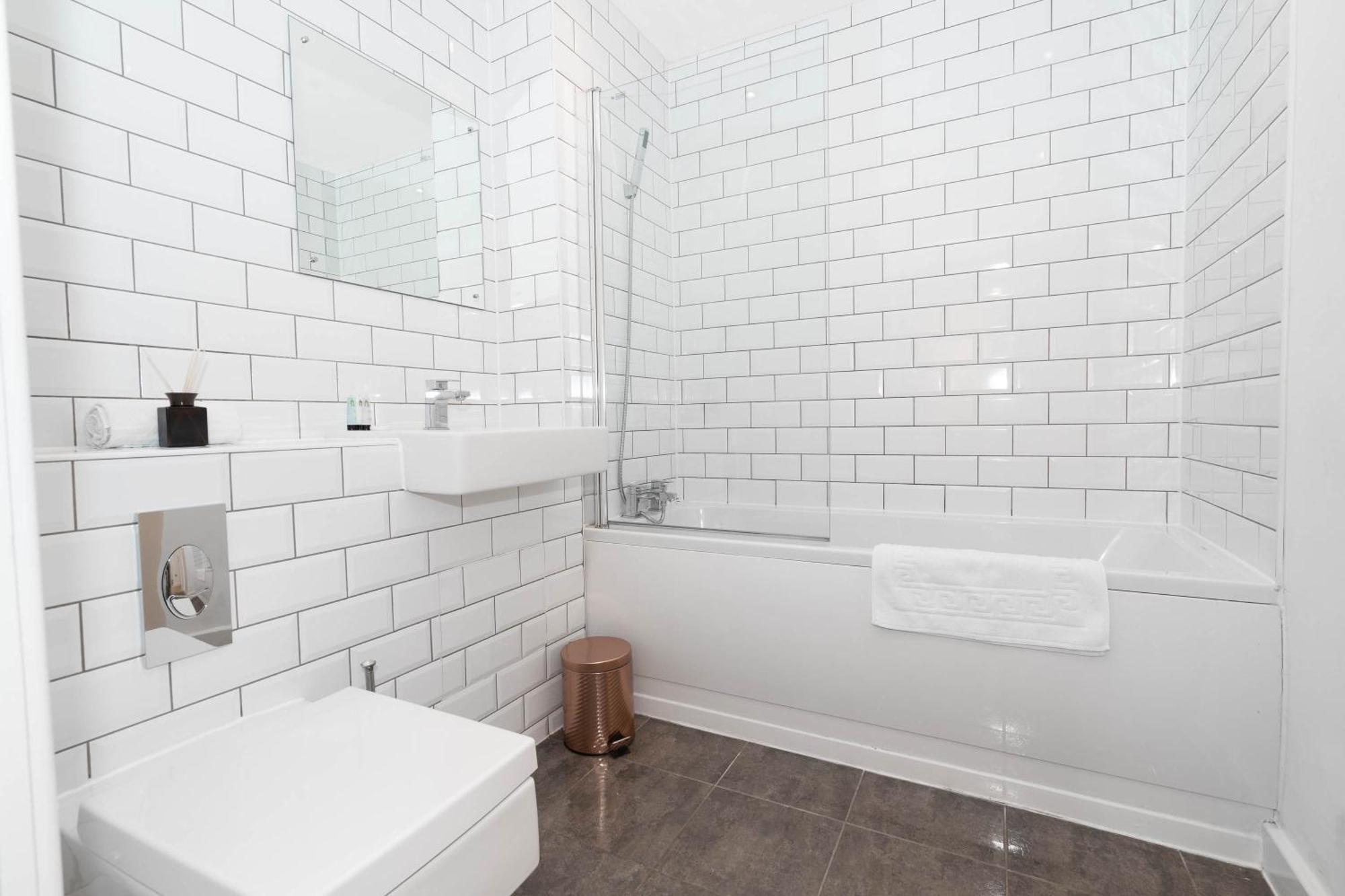 Apartment Luxury - Centre - Netflix & Wifi - 411h Birmingham