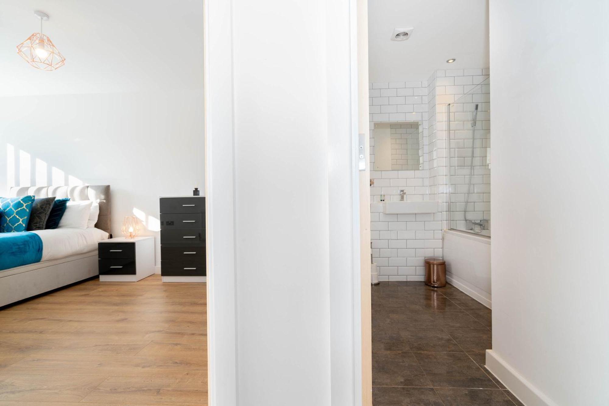 Luxury - Centre - Netflix & Wifi - 411h Apartment Birmingham
